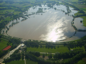 Hochwasser am Flugplatz...